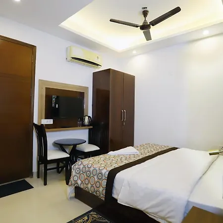 Vrindavan Guest House-3